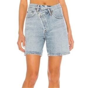 AGOLDE Criss Cross Denim Jean Short in Momentum 23
